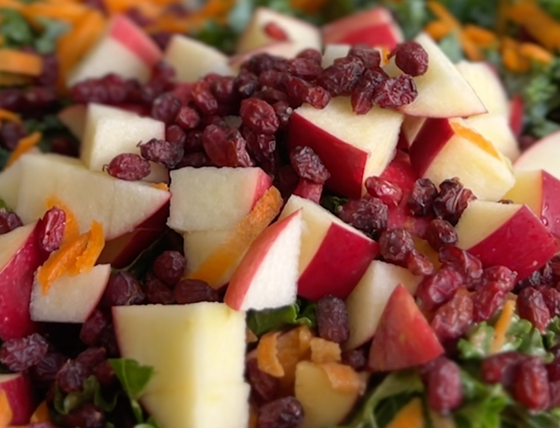 Höstig grönkålssallad