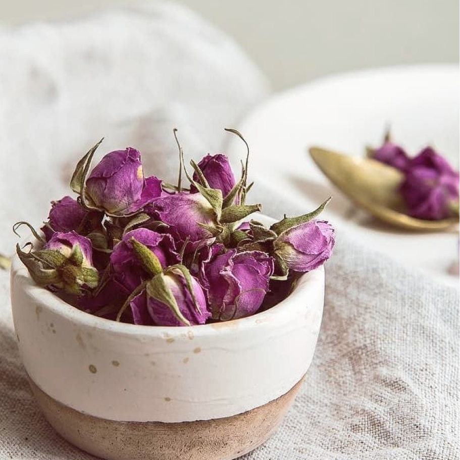 Rosenknoppar EKO 20g i 20st – Dekorativa torkade blommor för butik – produktbild